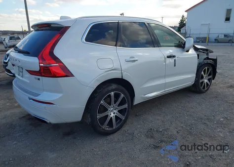 2021 Volvo Xc60 T5 Inscription z USA, uszkodzony, nr VIN YV4102RL2M1835091